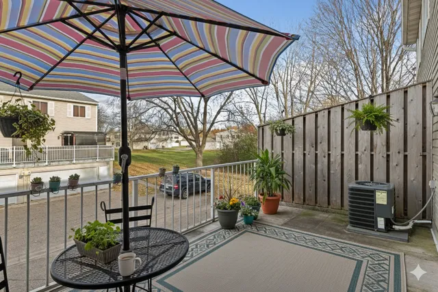 $217,500 | 1479 Goodwin Avenue North, Oakdale, MN 55128