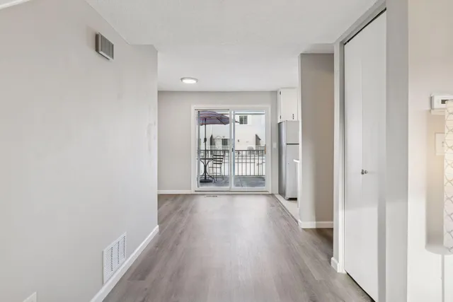 $217,500 | 1479 Goodwin Avenue North, Oakdale, MN 55128