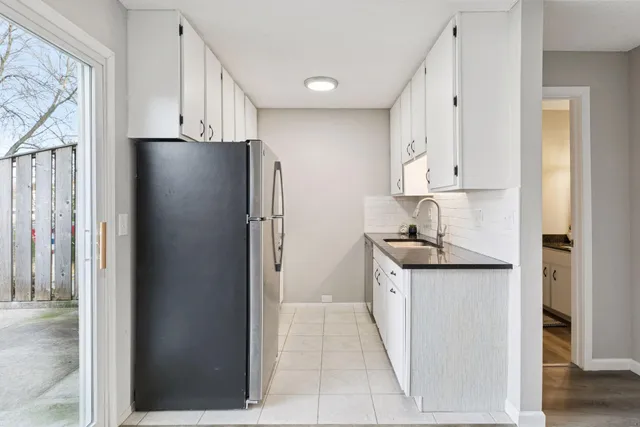 $217,500 | 1479 Goodwin Avenue North, Oakdale, MN 55128