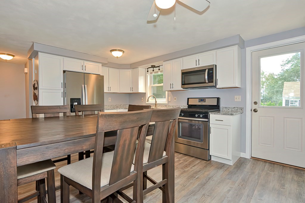 33 B Keach Avenue Worcester, MA 01607 - Photo 5 of 33 Gallery Image 5