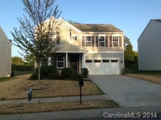 11910 Bending Branch Road Charlotte, NC 28227 - Photo 1 of 16 a front view of a house with garden