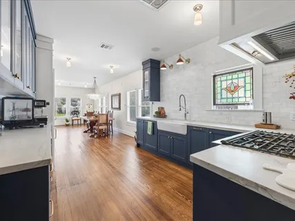 $1,195,000 | 629 East 19th Street, Houston, TX 77008