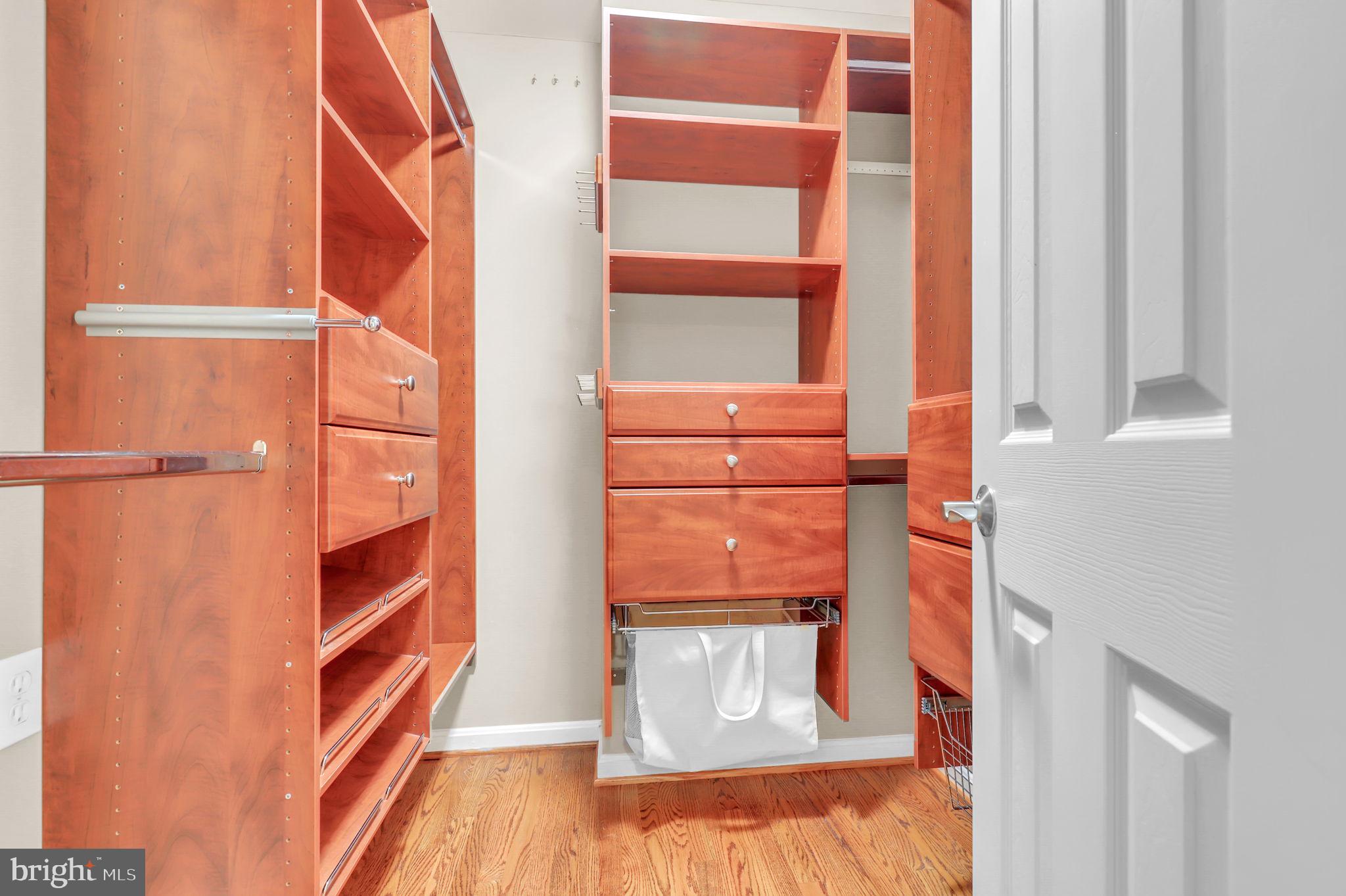 11846 Simpson Road Clarksville, MD 21029 - Photo 15 of 72 Custom closets