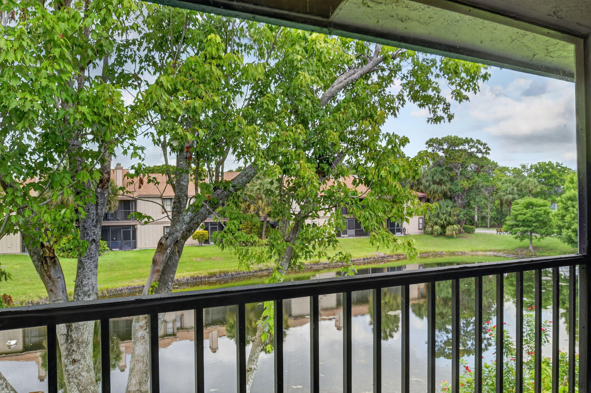 907 Harbour Pointe Way Greenacres, FL 33413 - Photo 3 of 87 Lake View