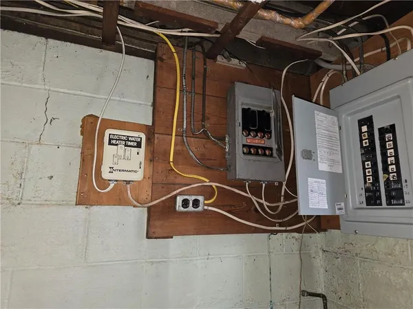 a sign that is on the wall