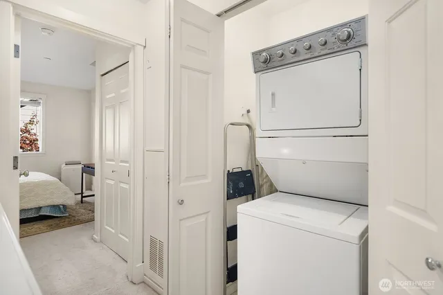 $560,000 | 4156 248th Court Southeast, Unit 67, Sammamish, WA 98029