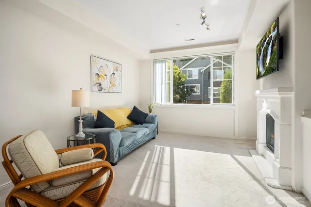 $560,000 | 4156 248th Court Southeast, Unit 67, Sammamish, WA 98029