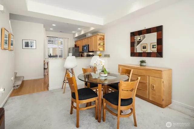 $560,000 | 4156 248th Court Southeast, Unit 67, Sammamish, WA 98029