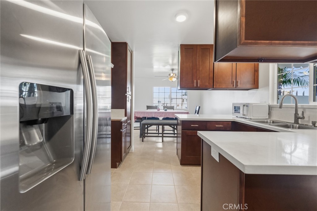 706 East Palmer Street Compton, CA 90221 - Photo 12 of 33