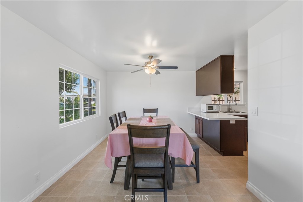 706 East Palmer Street Compton, CA 90221 - Photo 7 of 33