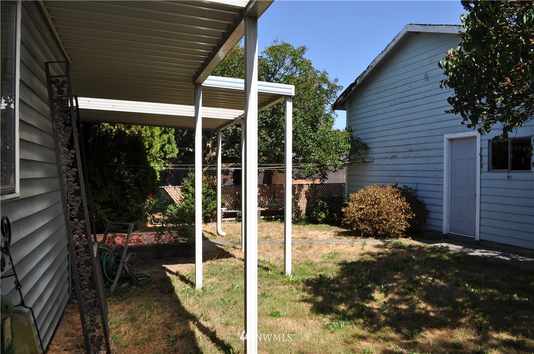 204 Pelly Avenue North Renton, WA 98057 - Photo 4 of 6 Gallery Image 4