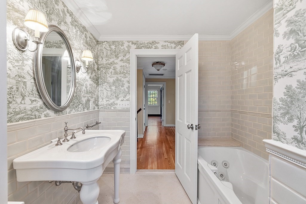 18 Brady Loop Andover, MA 01810 - Photo 30 of 42