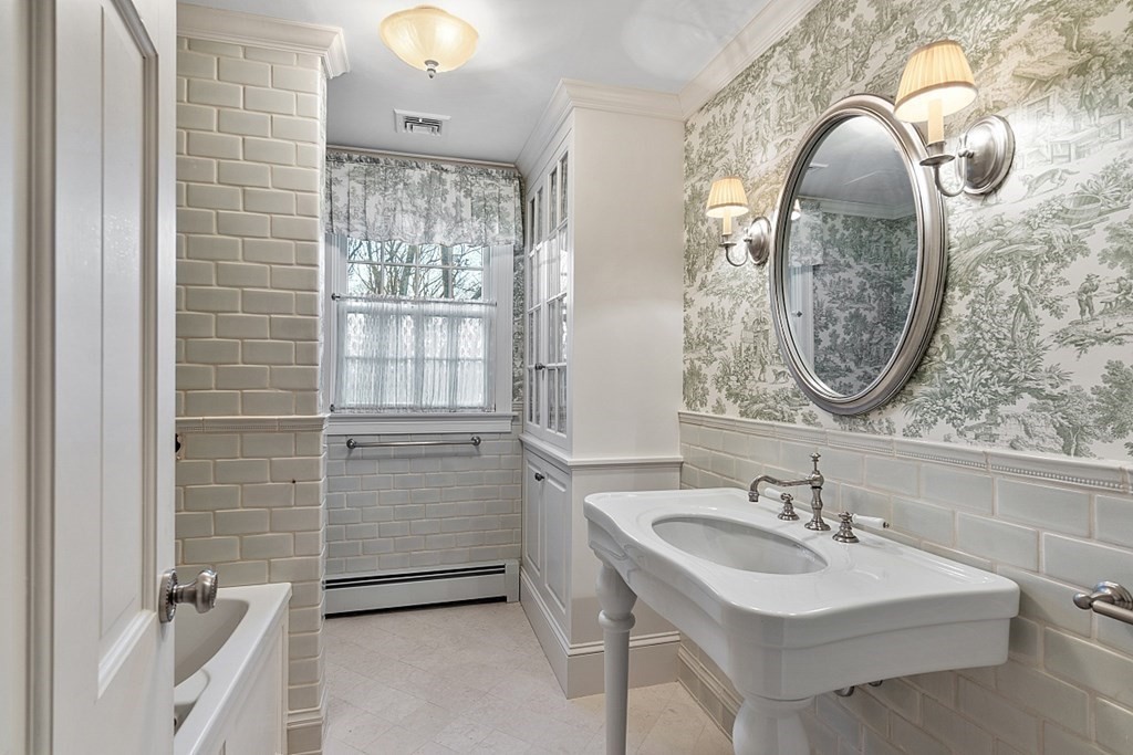 18 Brady Loop Andover, MA 01810 - Photo 31 of 42