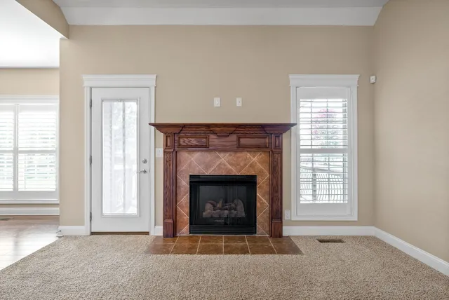 $2,380 | 126 Parkland Circle, Clarksville, TN 37043