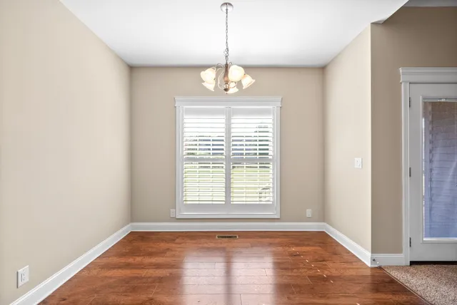 $2,380 | 126 Parkland Circle, Clarksville, TN 37043