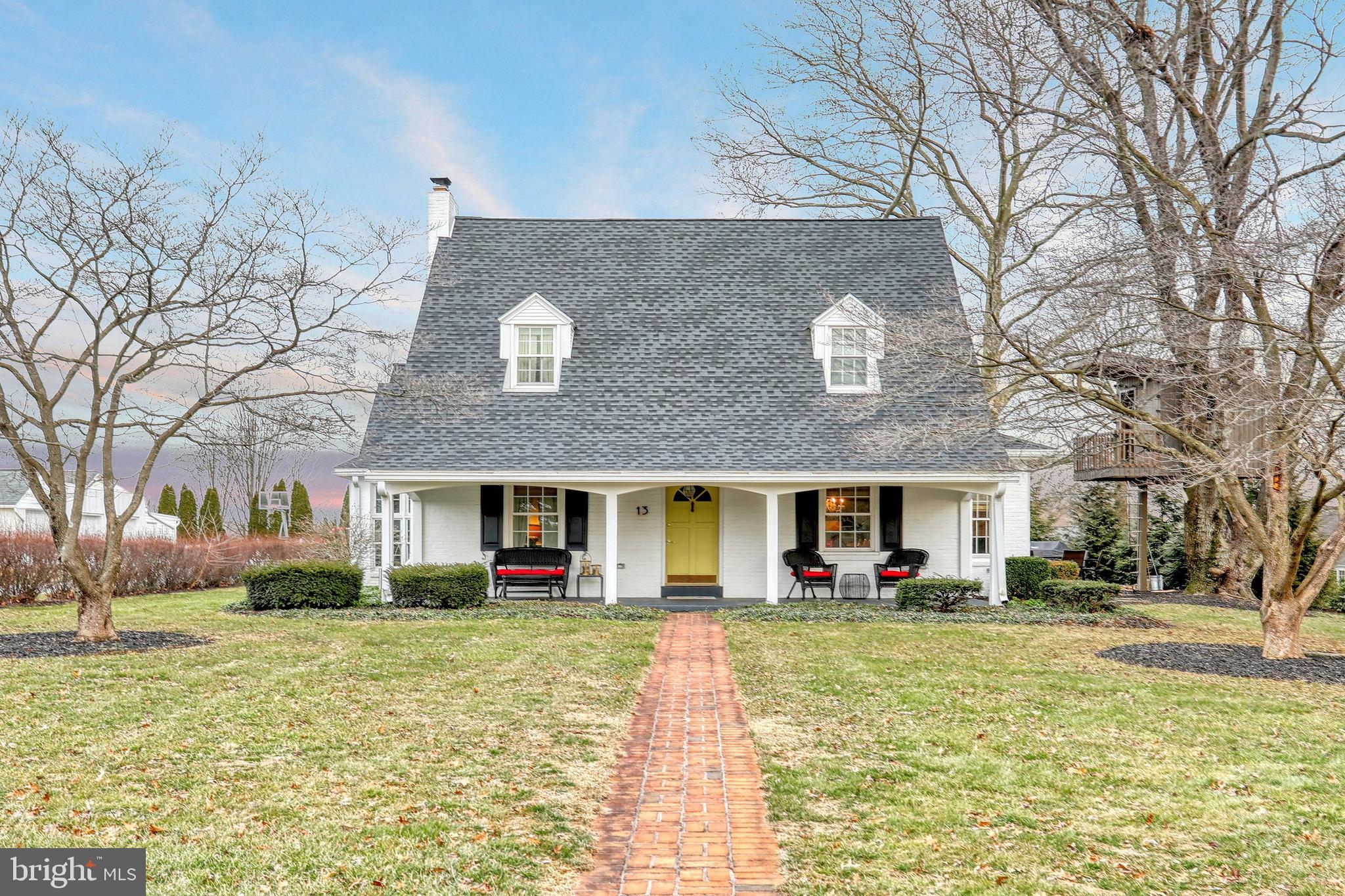 13 Summit Road York, PA 17403 - Photo 1 of 63 Gallery Image 1