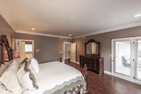 $875,000 | 135 North Country Club Drive, Hendersonville, TN 37075