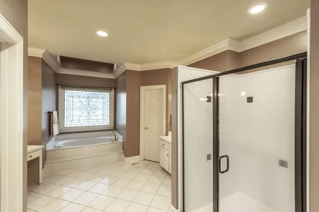 a view of a livingroom with a furniture