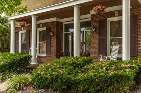 $869,900 | 135 North Country Club Drive, Hendersonville, TN 37075