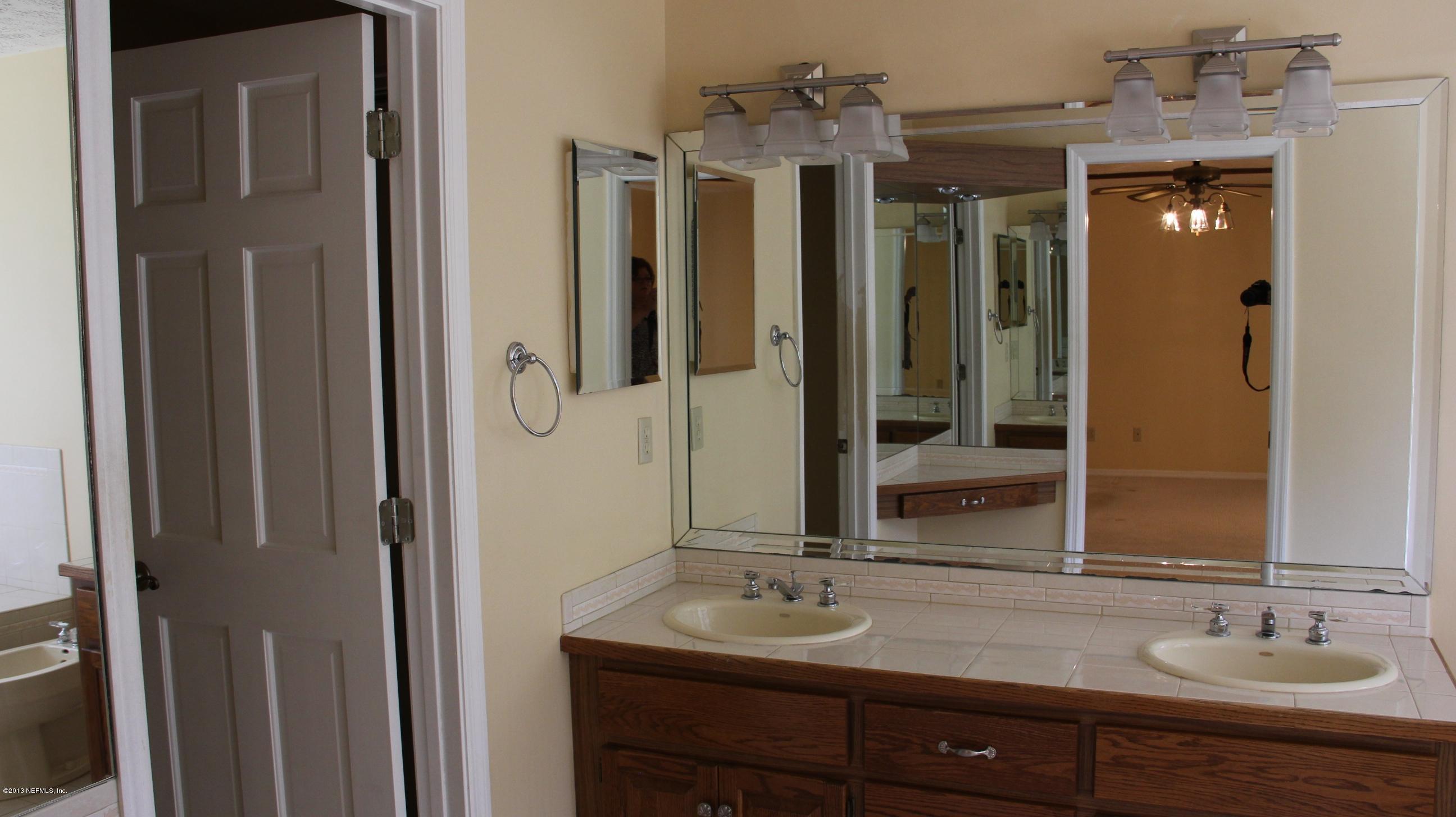 1386 Ree Street Starke, FL 32091 - Photo 33 of 36 Master Bath
