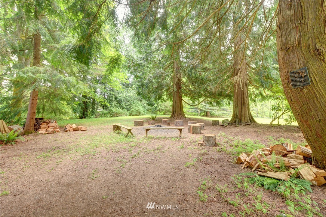 22925 Echo Lake Road Snohomish, WA 98296 - Photo 5 of 33 Gallery Image 5