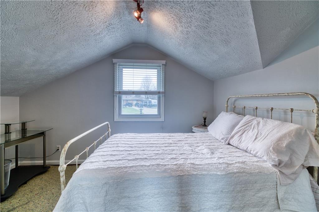 1781 Brer Rabbit Drive Greenwood, IN 46143 - Photo 21 of 26 Gallery Image 21