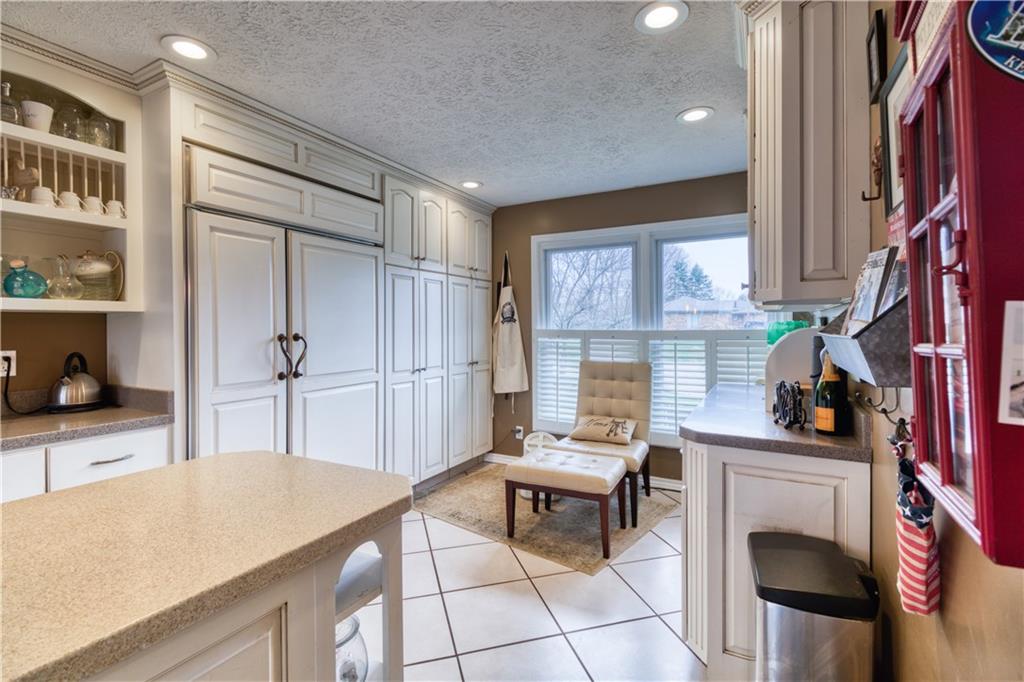 1781 Brer Rabbit Drive Greenwood, IN 46143 - Photo 9 of 26 Gallery Image 9