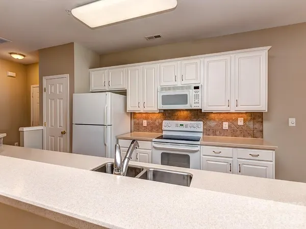 $1,975 | 14339 San Paolo Lane, Charlotte, NC 28277