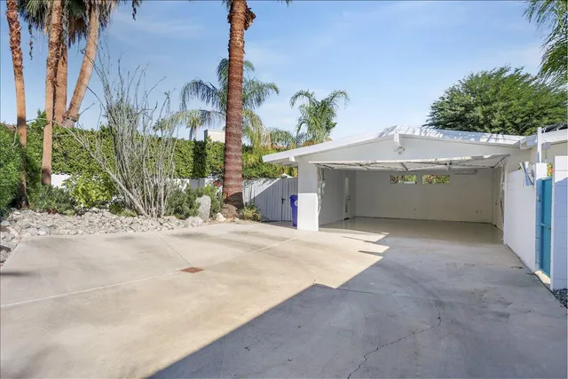 $1,325,000 | 71528 Estellita Drive, Rancho Mirage, CA 92270