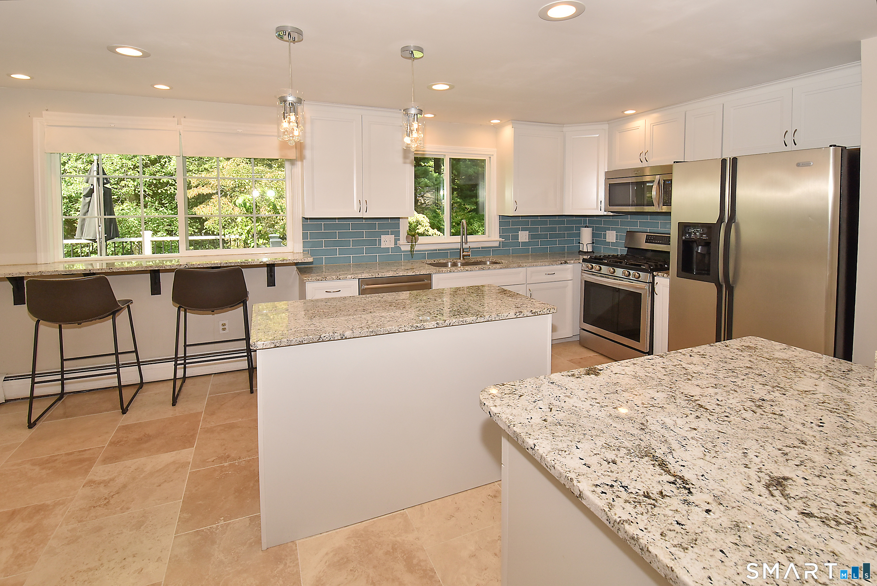 55 Carpenter Road Manchester, CT 06042 - Photo 11 of 40 Gallery Image 11