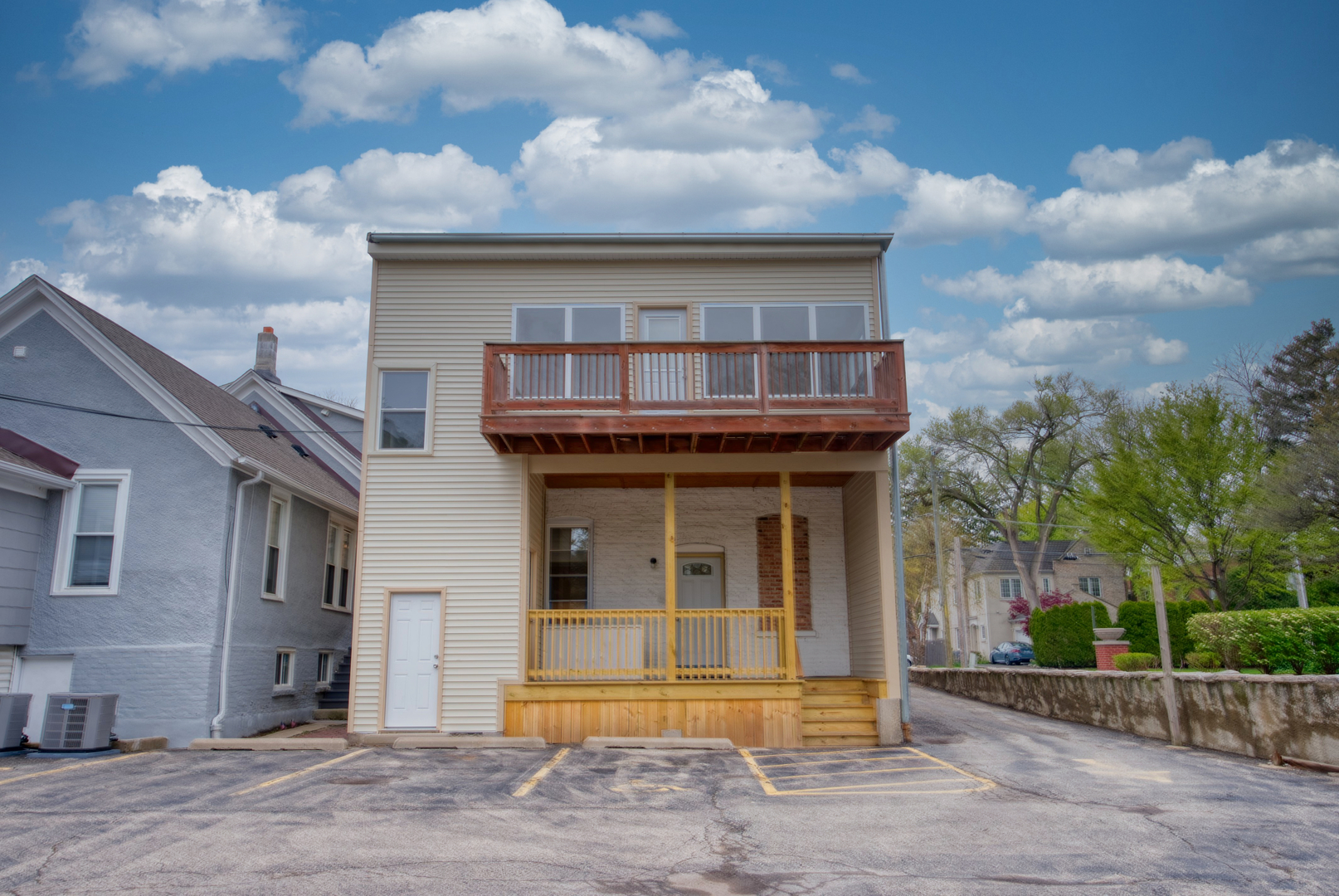 418 Ridge Road, Unit 2 Wilmette, IL 60091 - Photo 16 of 17 a front view of a house