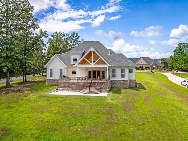 $975,000 | 300 Skyhigh Drive, Dunlap, TN 37327