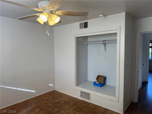 $1,800 | 2214 Santa Clara Drive, Las Vegas, NV 89104