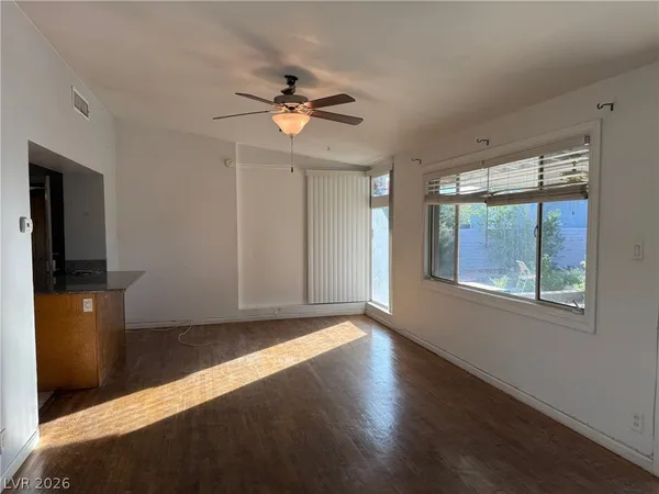 $1,800 | 2214 Santa Clara Drive, Las Vegas, NV 89104