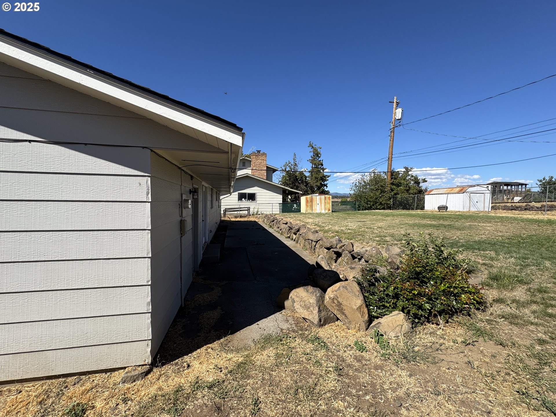 328 Allison Way Goldendale, WA 98620 - Photo 25 of 31 a view of a backyard of the house
