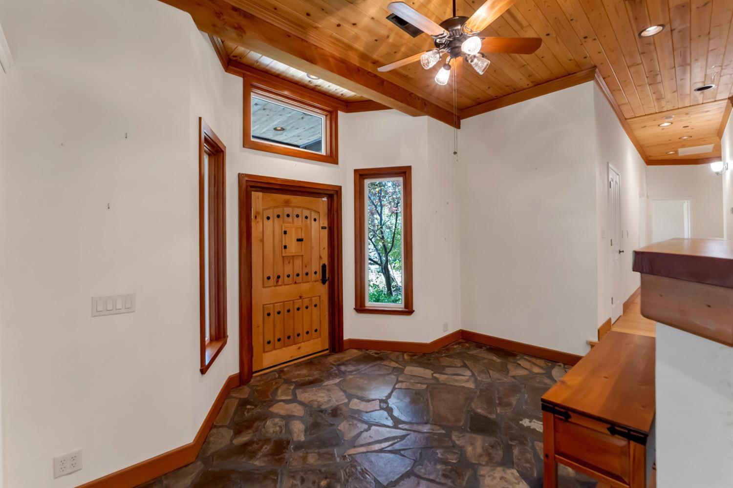 683 Stewart Road Yuba City, CA 95991 - Photo 13 of 55 a view of an entryway with a livingroom