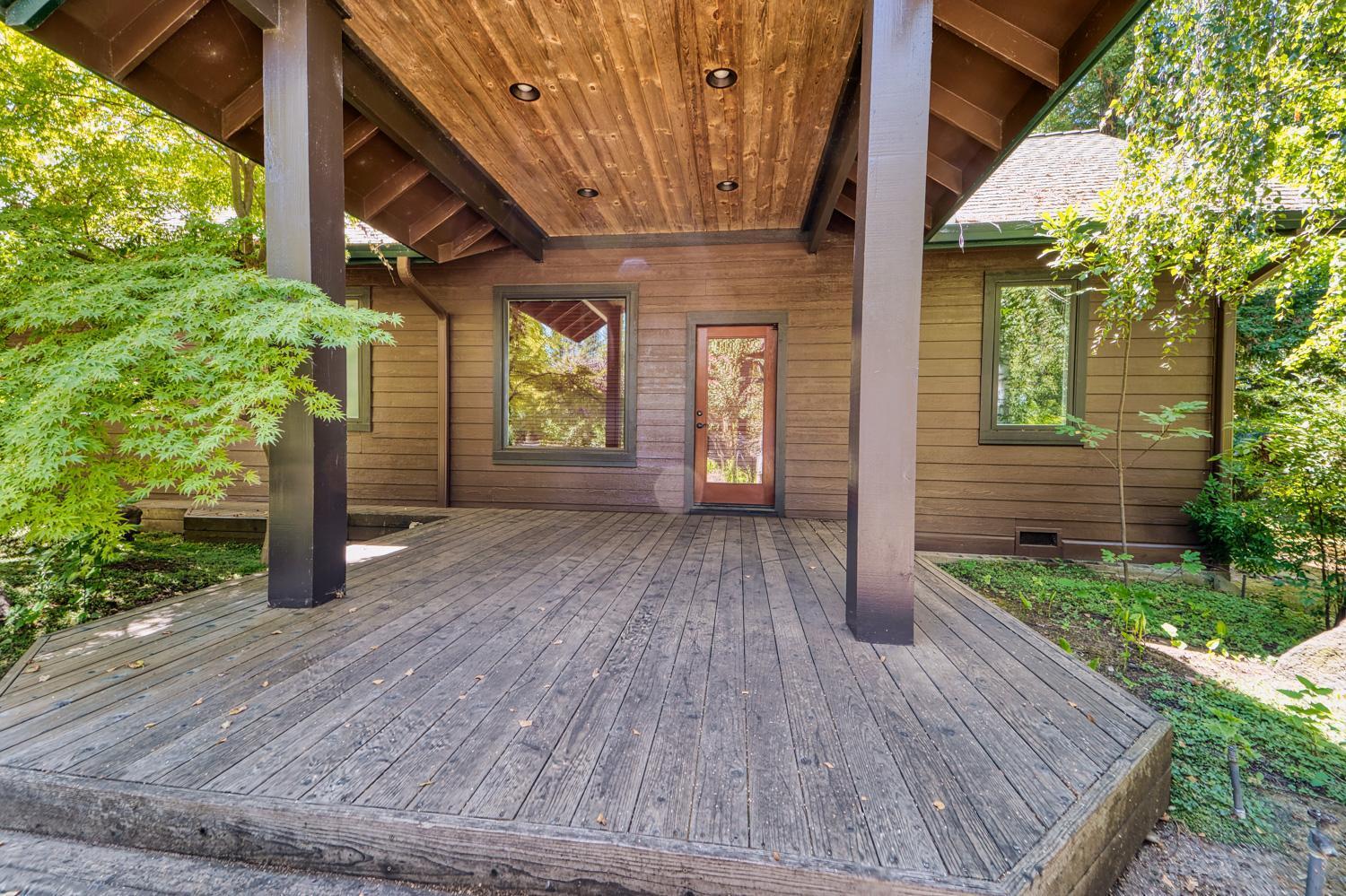 683 Stewart Road Yuba City, CA 95991 - Photo 26 of 55 a view of outdoor space and deck