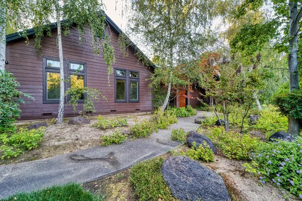 $995,000 | 683 Stewart Road, Yuba City, CA 95991