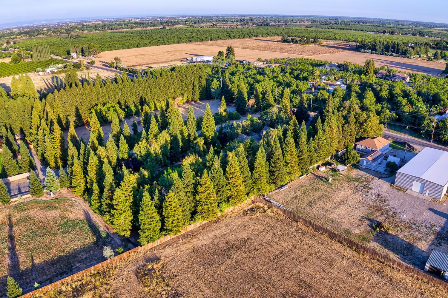 683 Stewart Road Yuba City, CA 95991 - Photo 47 of 55 a view of a lake with a mountain