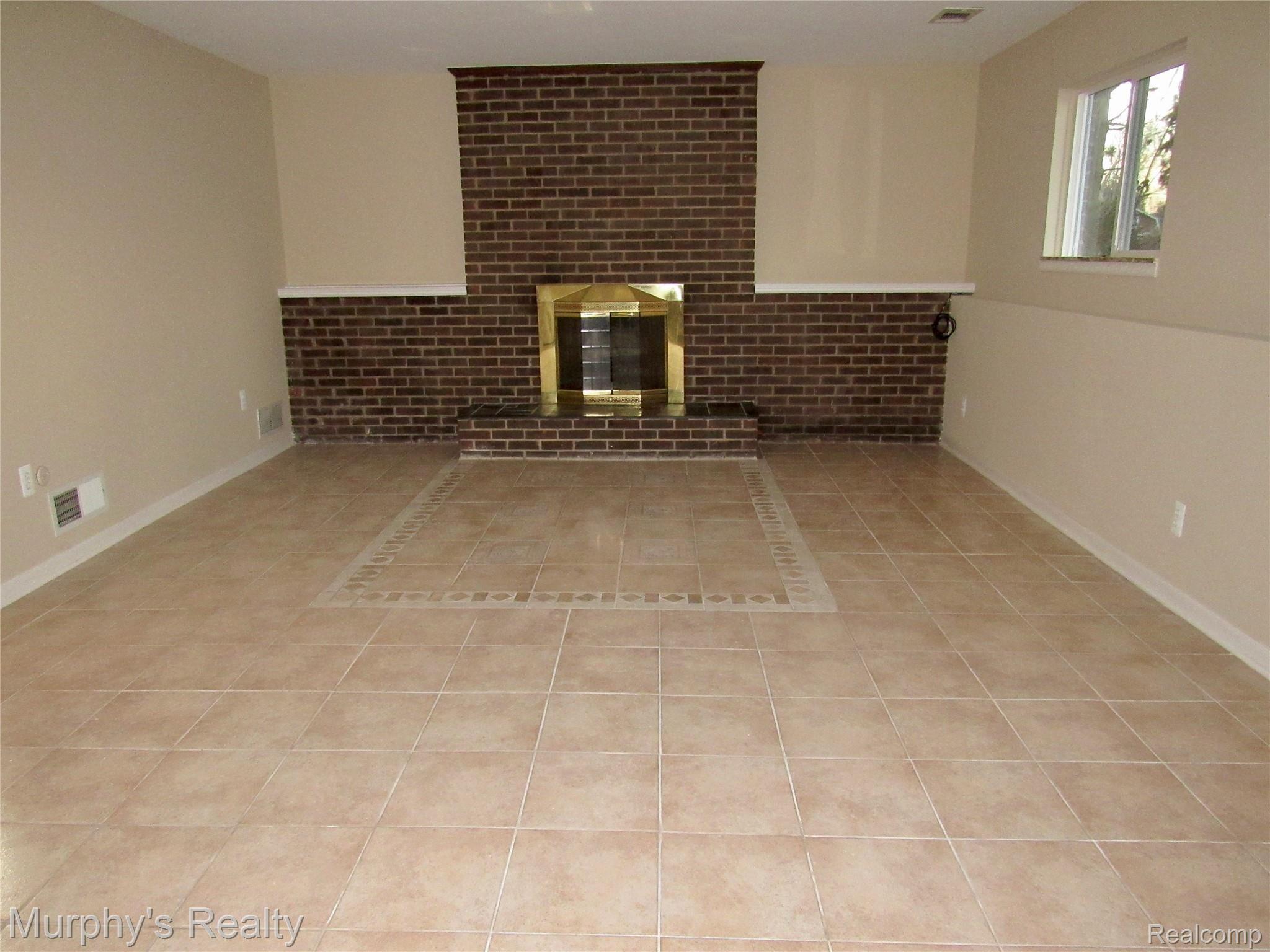 38501 Radde Street Clinton Township, MI 48036 - Photo 28 of 39 28.jpeg