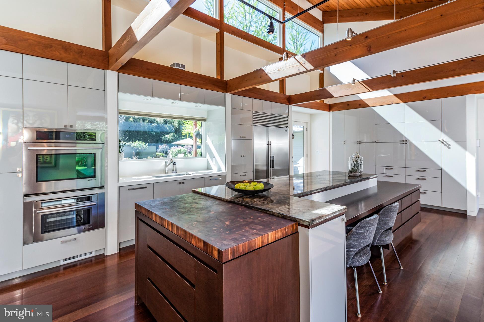 22 Heather Lane Princeton, NJ 08540 - Photo 4 of 36