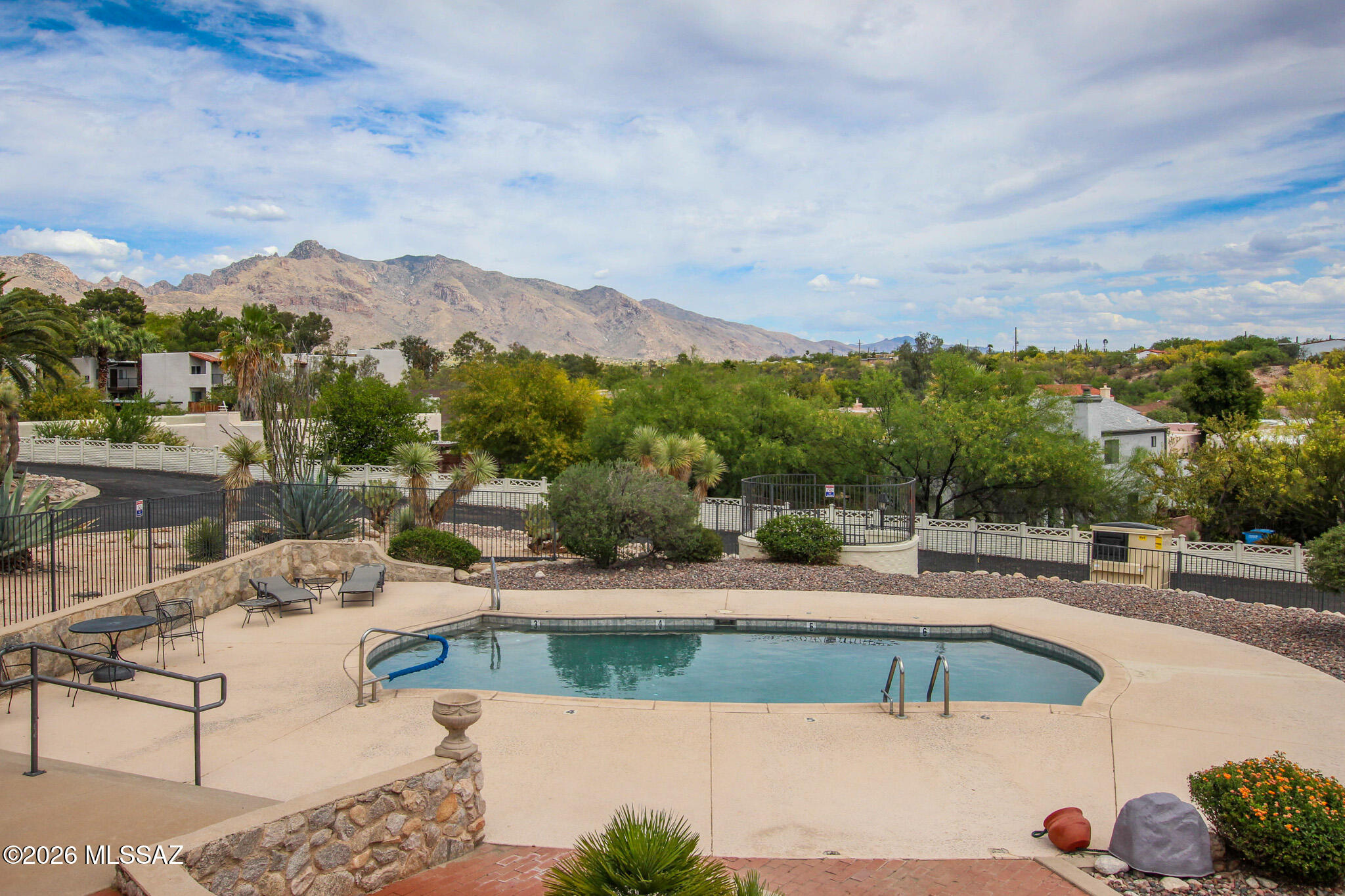 6100 North Oracle Road, Unit 19 Tucson, AZ 85704 - Photo 30 of 31 IMG_0972