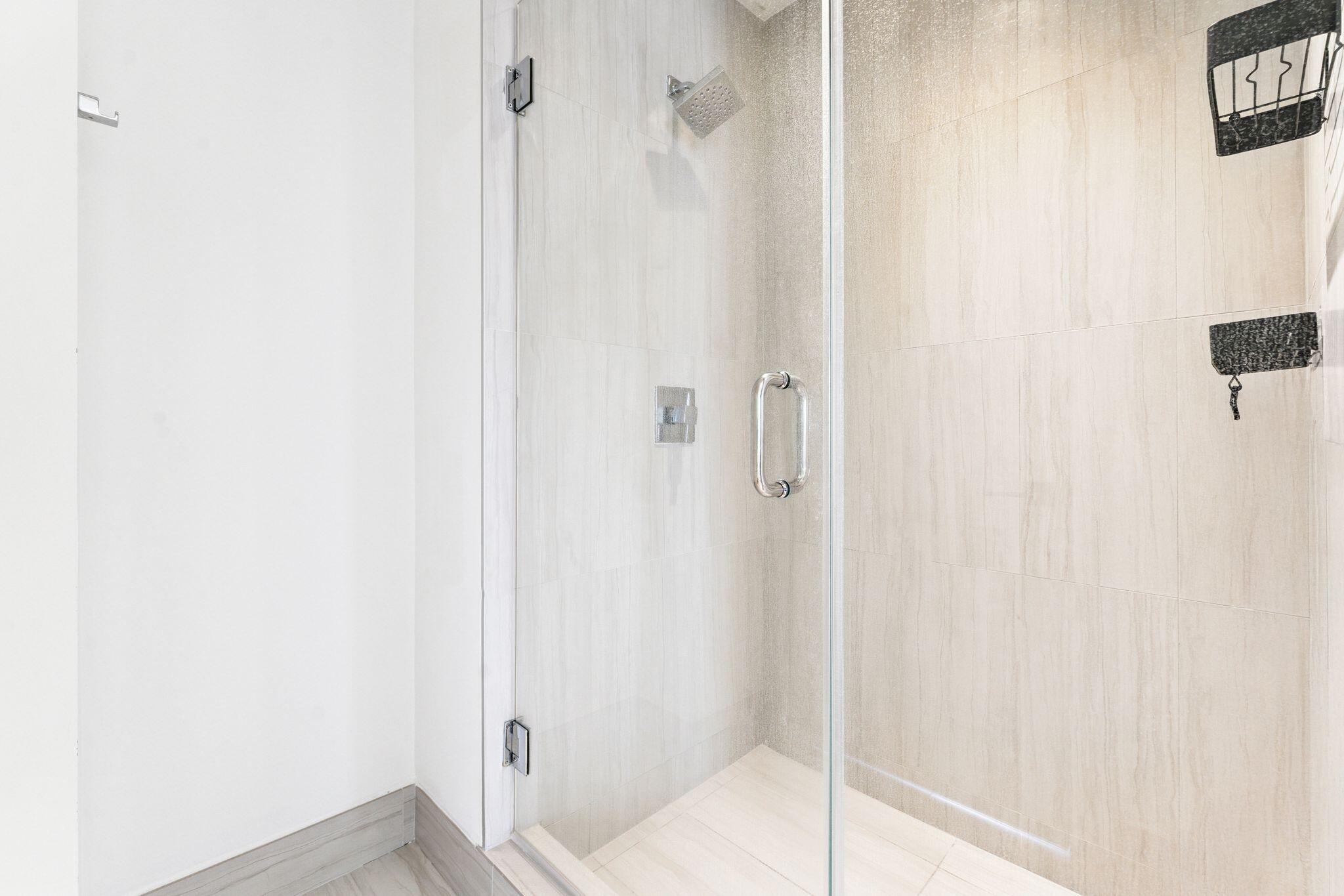 155 East Boca Raton Road, Unit 603 Boca Raton, FL 33432 - Photo 30 of 55 a bathroom with a shower