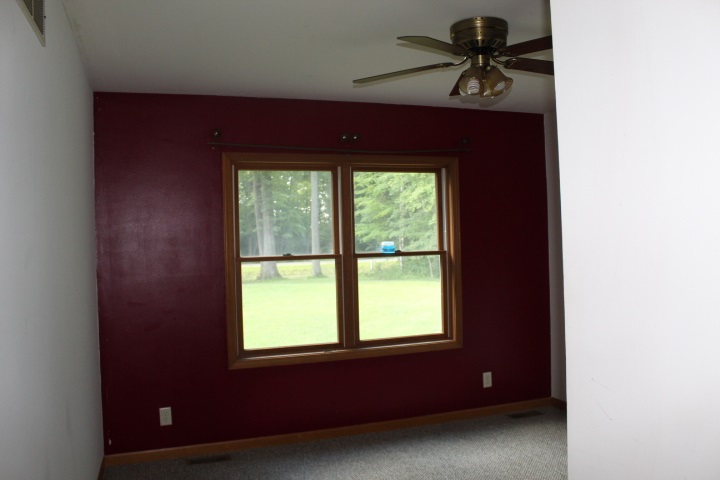 6457 Busch Road Birch Run, MI 48415 - Photo 7 of 13 31392306-6.JPG