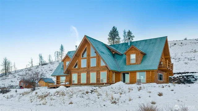 $683,450 | 26200 North Wenas Road, Selah, WA 98942