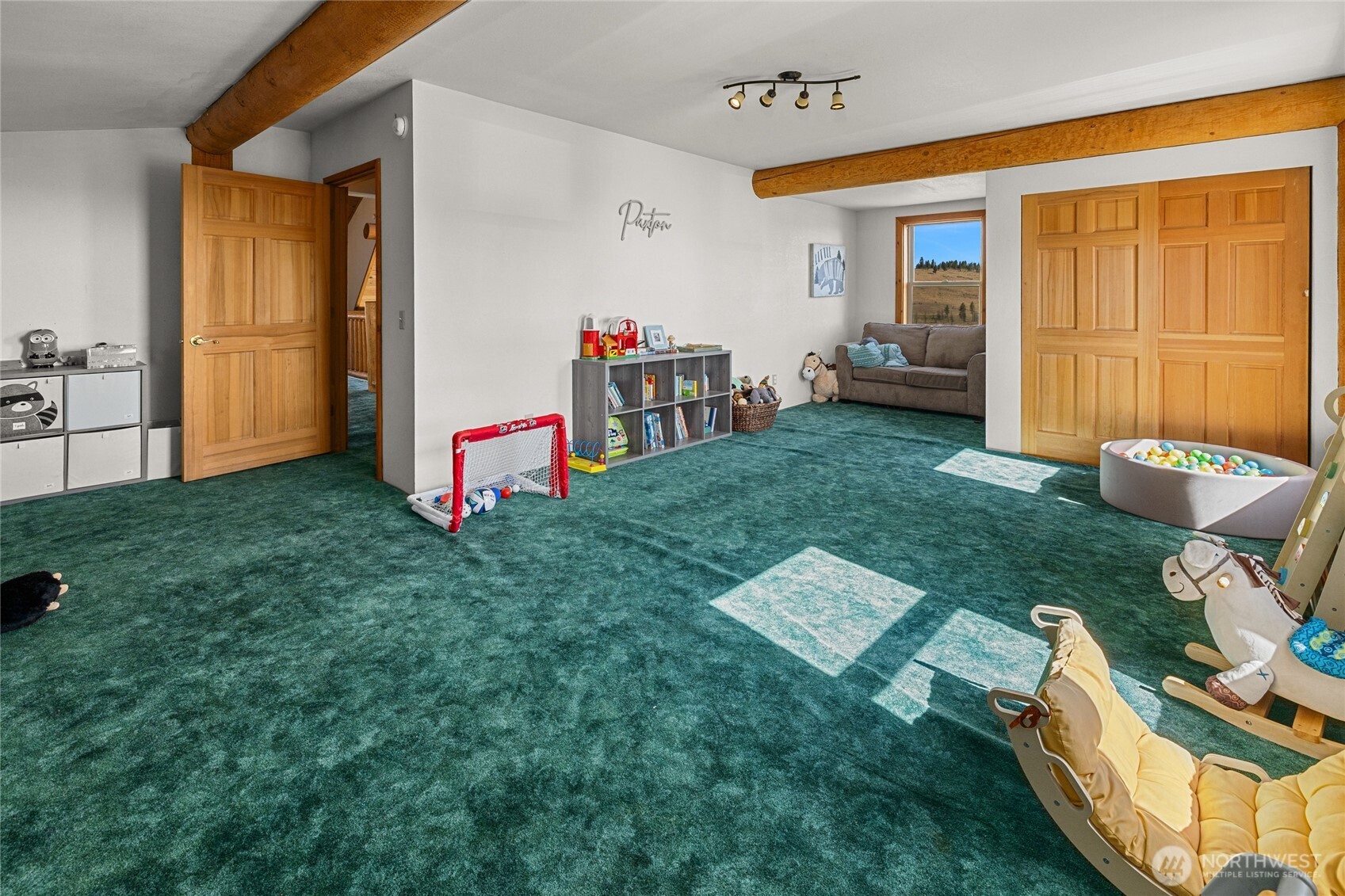 26200 North Wenas Road Selah, WA 98942 - Photo 21 of 35