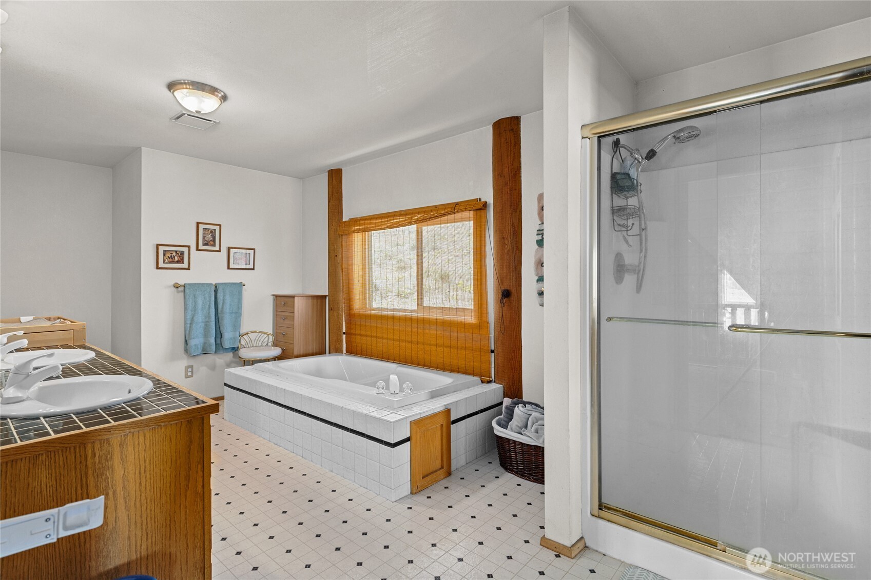 26200 North Wenas Road Selah, WA 98942 - Photo 24 of 35