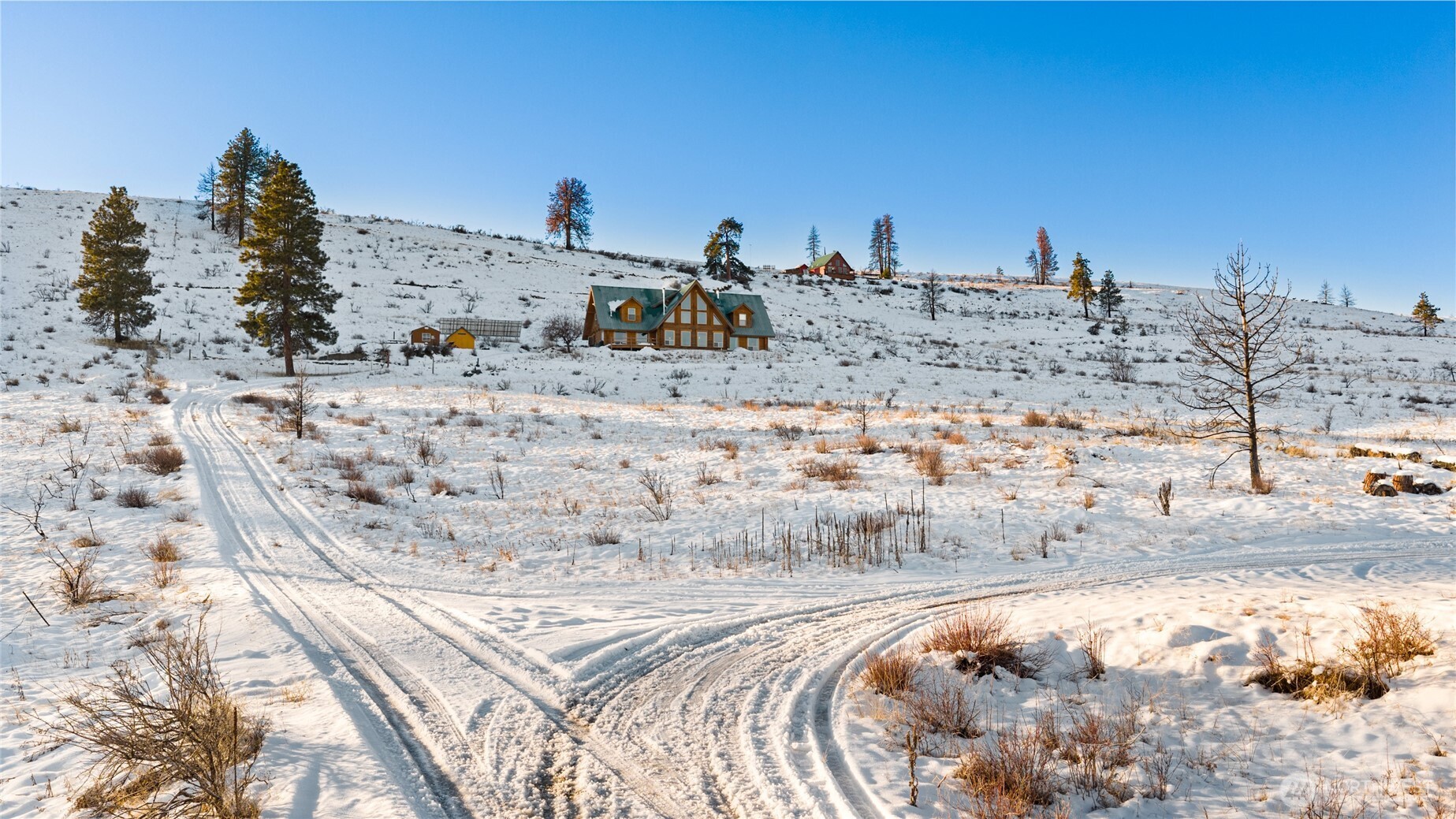 26200 North Wenas Road Selah, WA 98942 - Photo 3 of 35