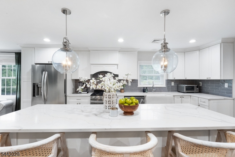 14 Calais Road Randolph, NJ 07869 - Photo 5 of 27