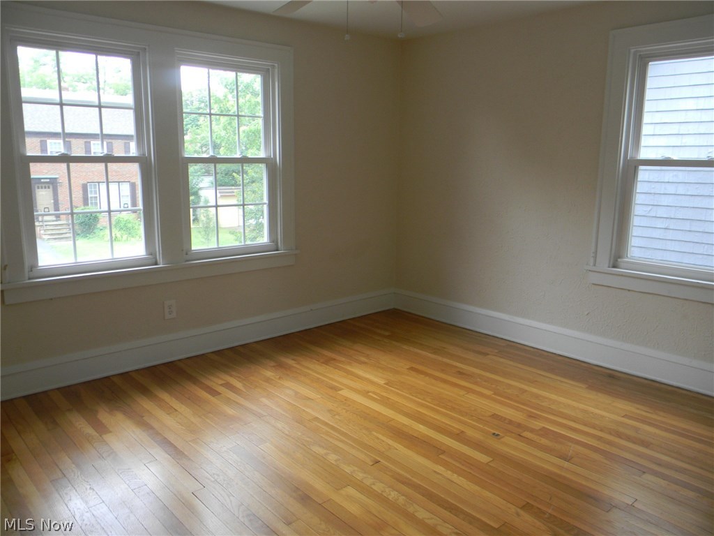 3473 Tullamore Road Cleveland, OH 44118 - Photo 9 of 13 Gallery Image 9